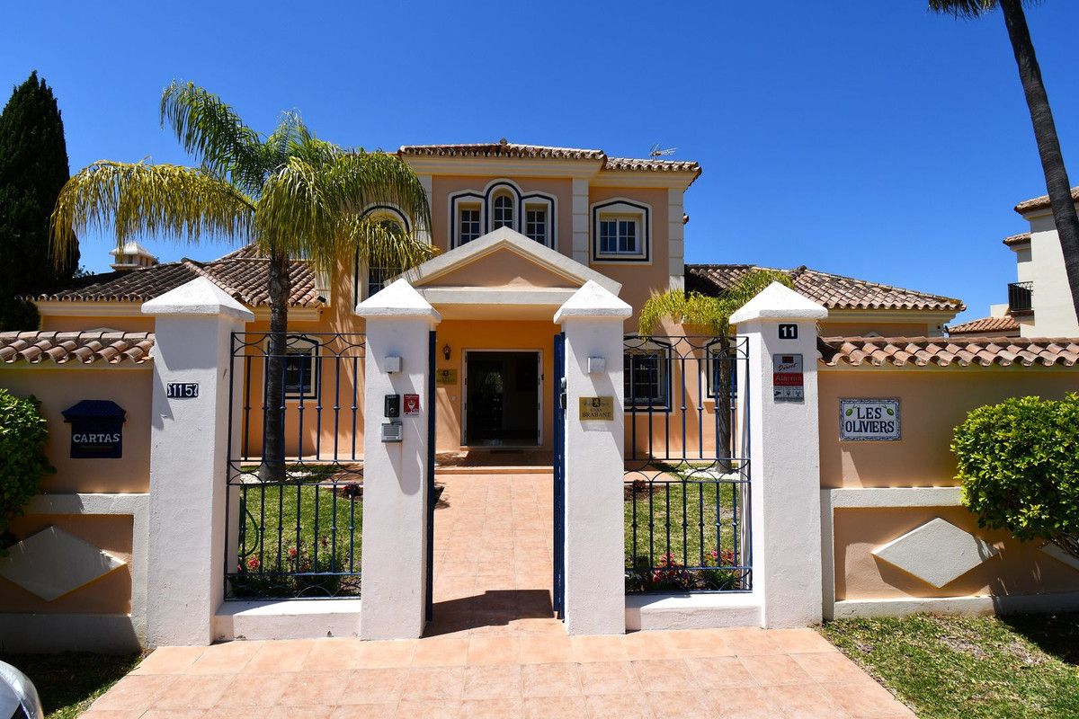 8291400f56e3ba5e5df2fb786607e4fd - 25