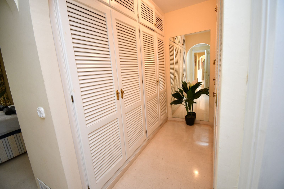 8291400f56e3ba5e5df2fb786607e4fd - 33