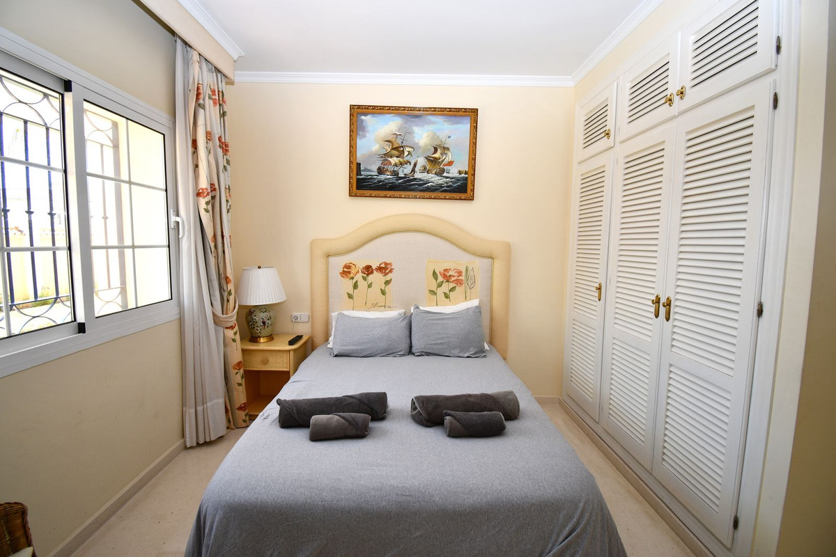 8291400f56e3ba5e5df2fb786607e4fd - 37