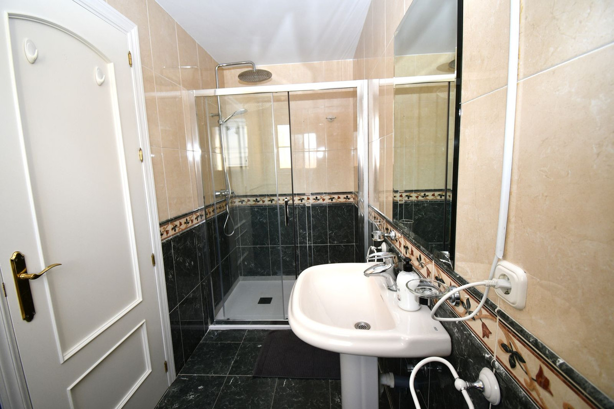 8291400f56e3ba5e5df2fb786607e4fd - 39