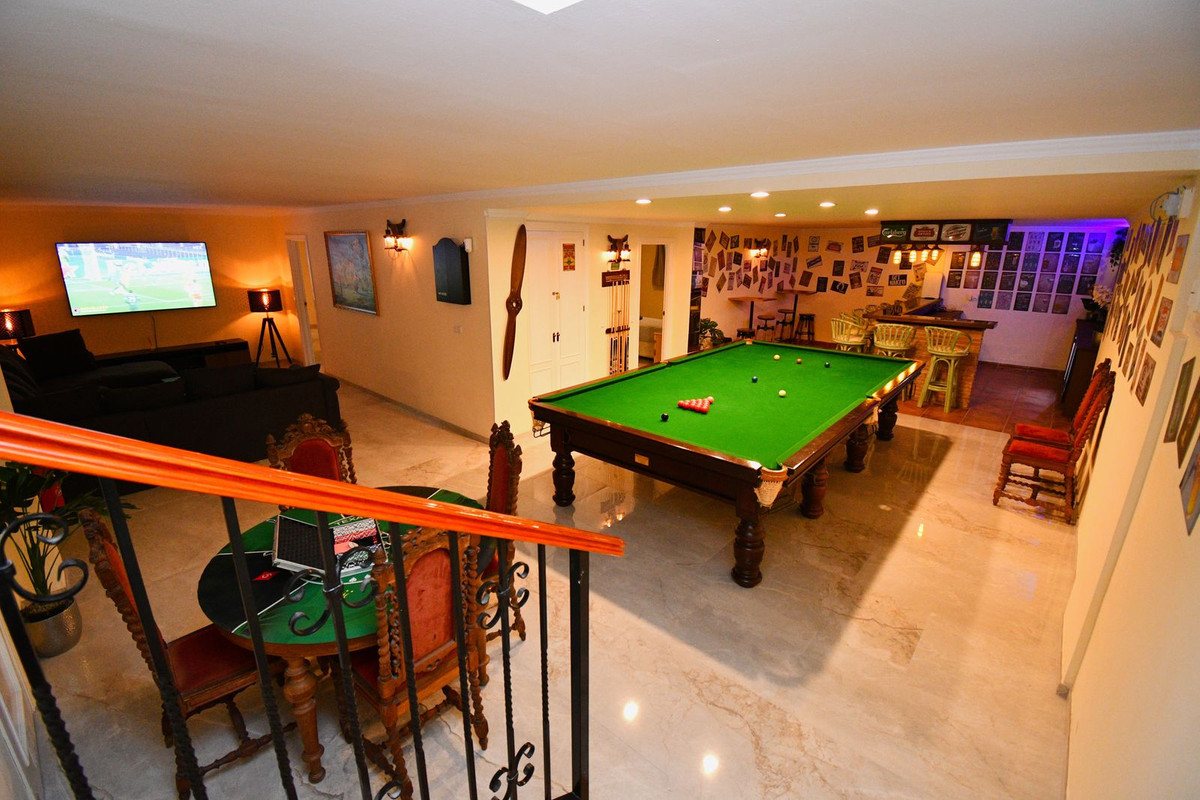 8291400f56e3ba5e5df2fb786607e4fd - 42