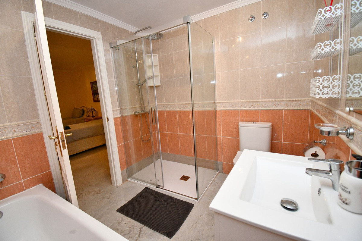 8291400f56e3ba5e5df2fb786607e4fd - 51