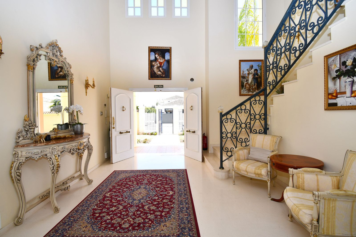 8291400f56e3ba5e5df2fb786607e4fd - 70