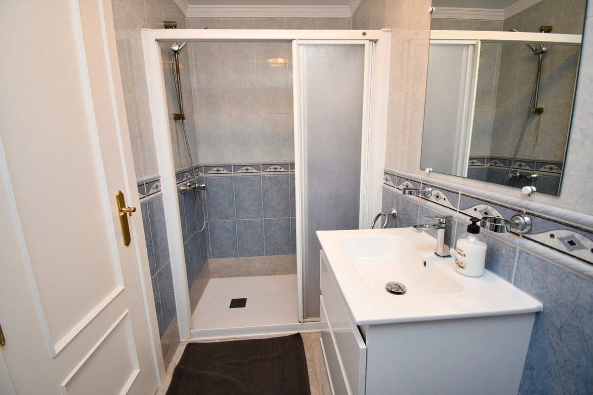 8291400f56e3ba5e5df2fb786607e4fd - 73