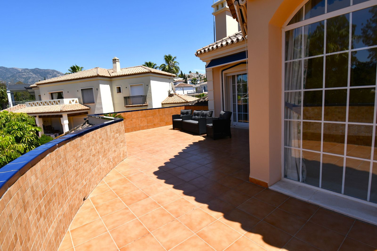 8291400f56e3ba5e5df2fb786607e4fd - 88