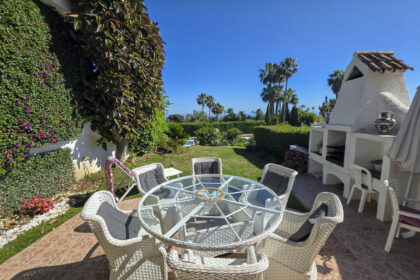 830919d5b6472e991a4250eda9c9c184 - 11