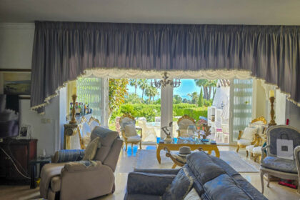 830919d5b6472e991a4250eda9c9c184 - 19