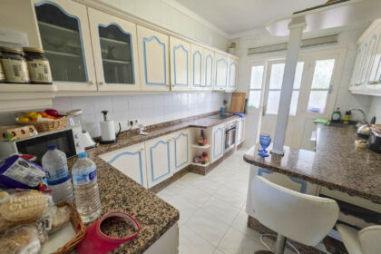 830919d5b6472e991a4250eda9c9c184 - 27