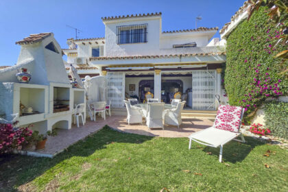 830919d5b6472e991a4250eda9c9c184 - 3