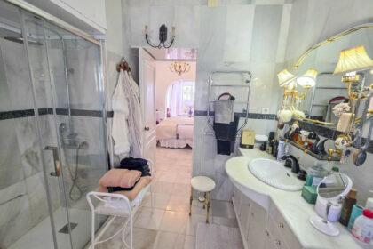 830919d5b6472e991a4250eda9c9c184 - 48