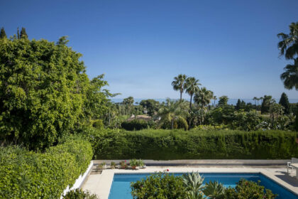 830919d5b6472e991a4250eda9c9c184 - 56