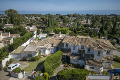 830919d5b6472e991a4250eda9c9c184 - 60