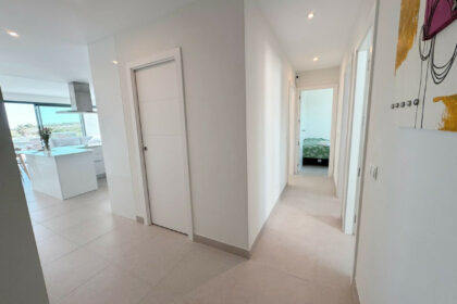 8d9ae2599c2c2454bac7c5b25bedbf90 - 18