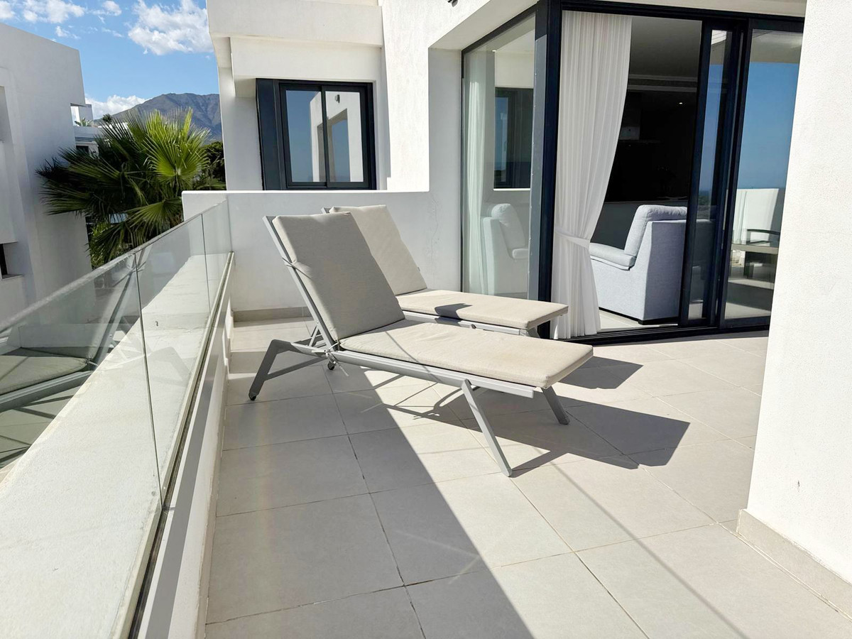 8d9ae2599c2c2454bac7c5b25bedbf90 - 22