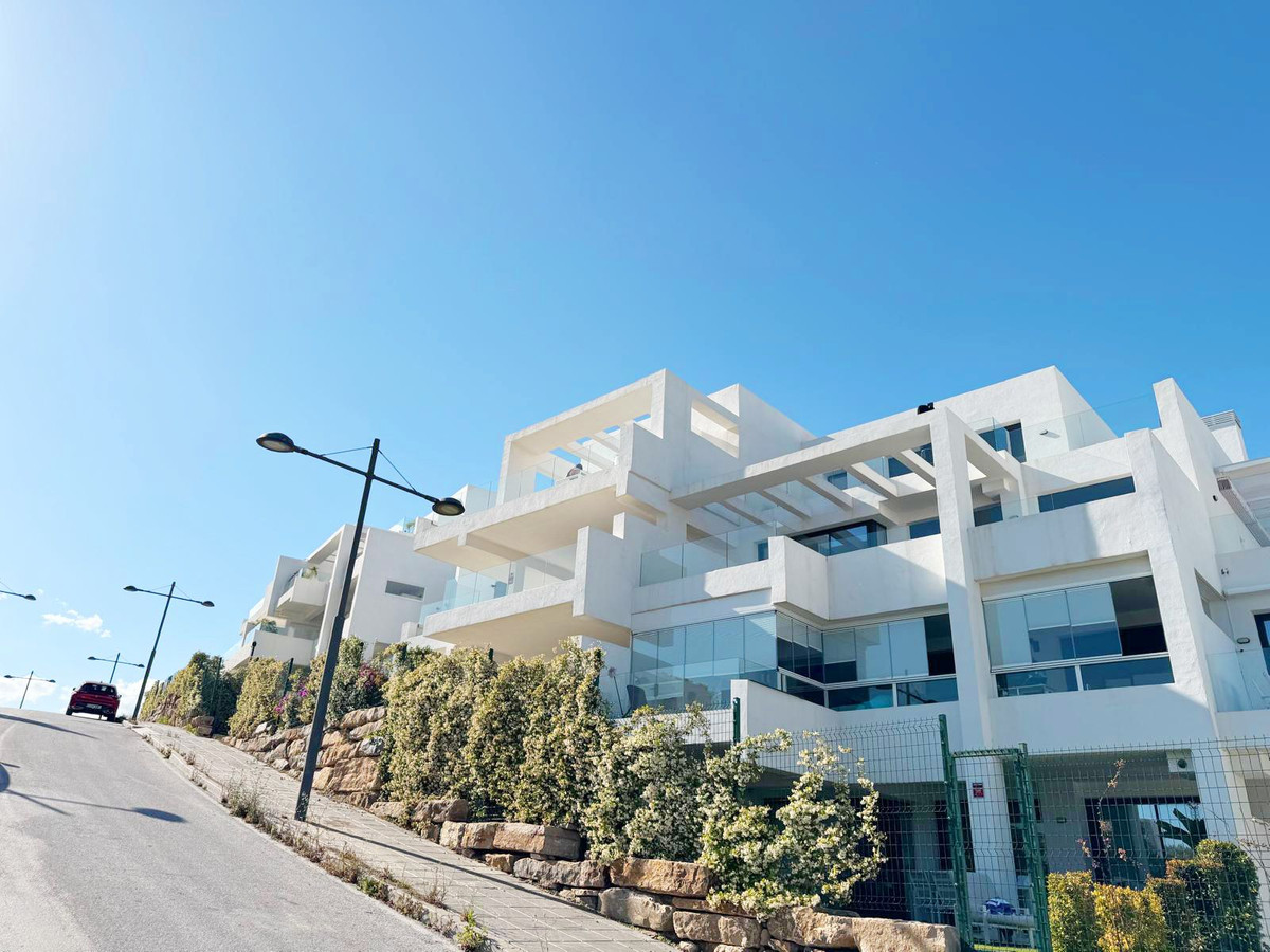 8d9ae2599c2c2454bac7c5b25bedbf90 - 32