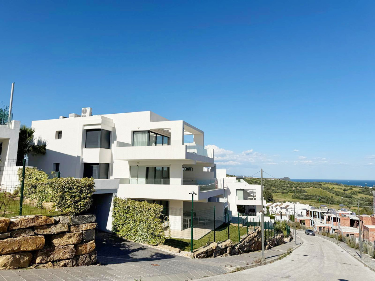 8d9ae2599c2c2454bac7c5b25bedbf90 - 33