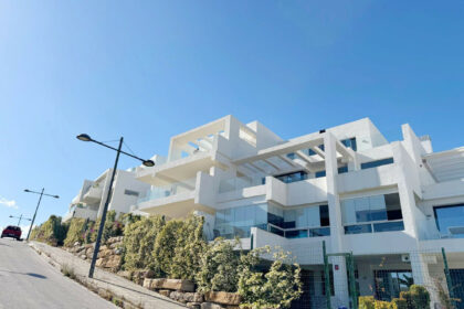 8d9ae2599c2c2454bac7c5b25bedbf90 - 34