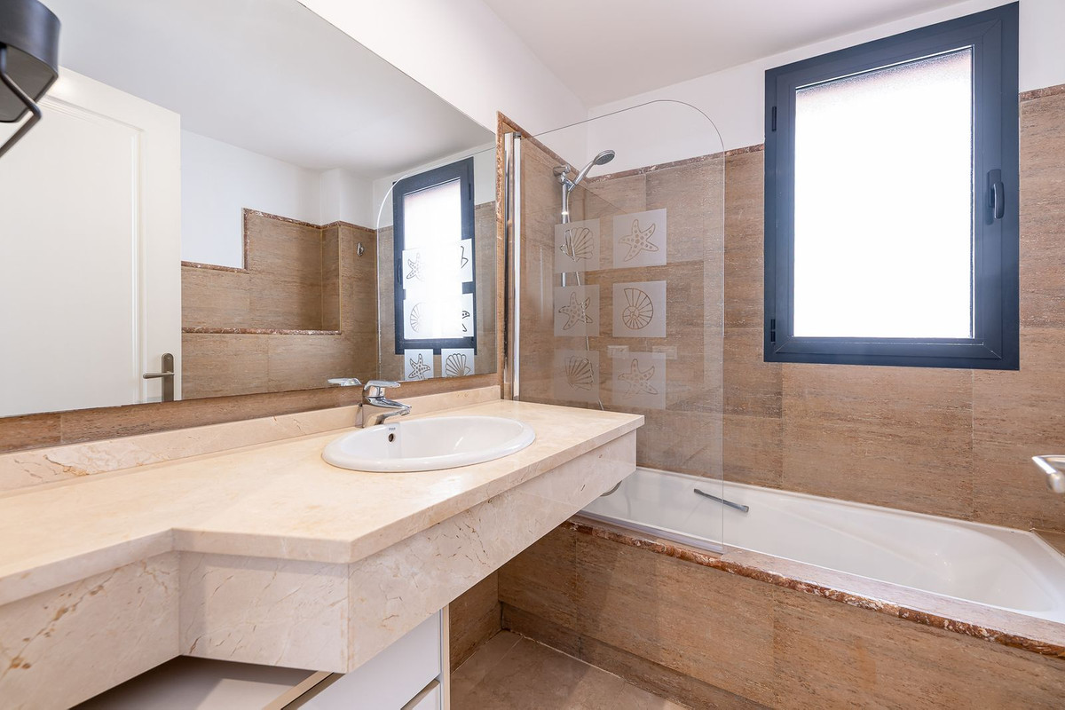 904d7e0c43ea28d04222835580e5d7b8 - 14