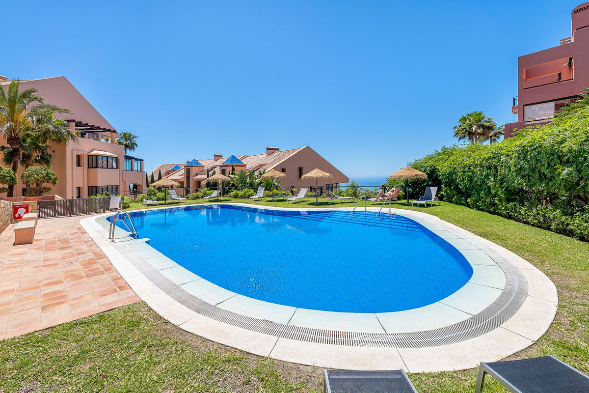 904d7e0c43ea28d04222835580e5d7b8 - 21