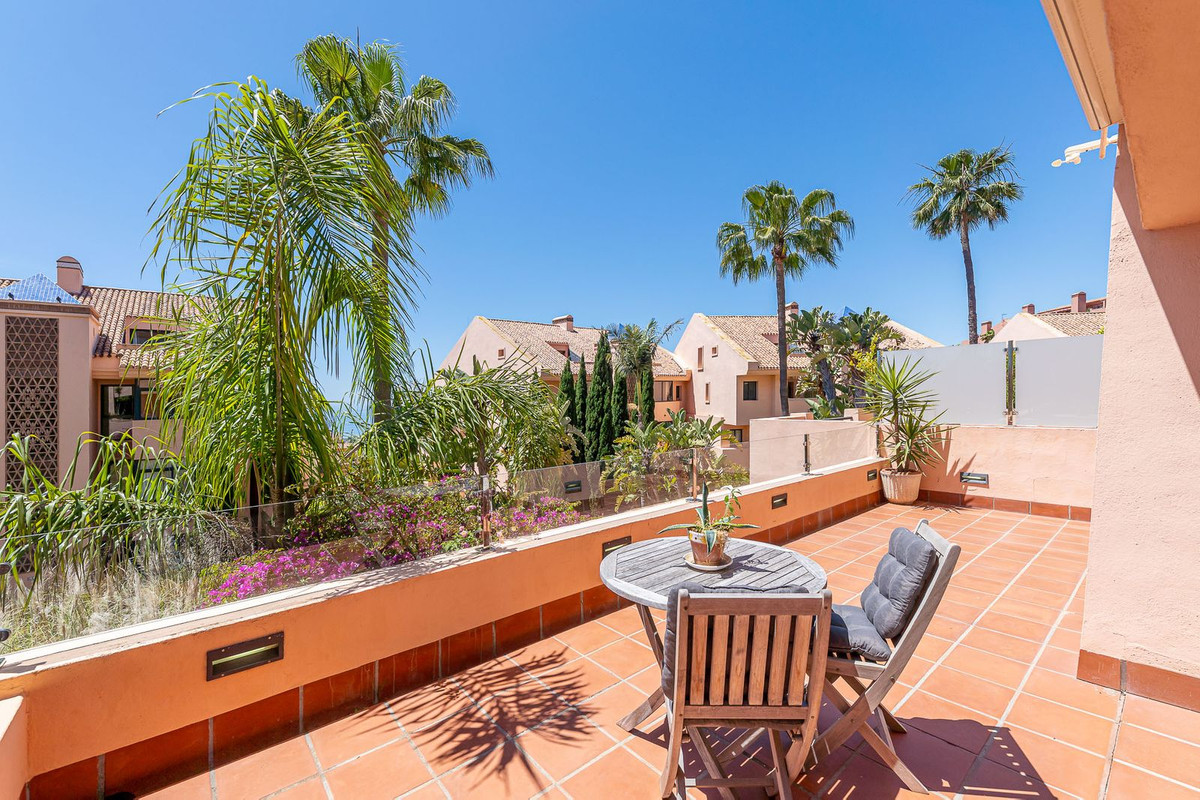 904d7e0c43ea28d04222835580e5d7b8 - 5