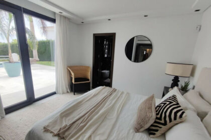 91826b730c0135cbb9bb47acbe7f96f7 - 12