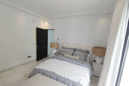 91826b730c0135cbb9bb47acbe7f96f7 - 20