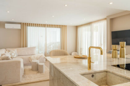 924d7f0dd1e101974432075637f25e84 - 13