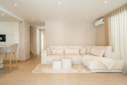 924d7f0dd1e101974432075637f25e84 - 17