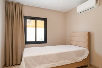 924d7f0dd1e101974432075637f25e84 - 21