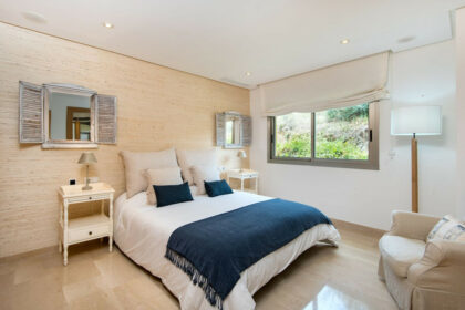 9f442c8536e08984edc16b0dd4126aef - 33