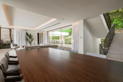 a0677062b8da25ac6f6f290fff53a678 - 10