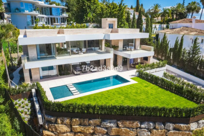 a0677062b8da25ac6f6f290fff53a678 - 2