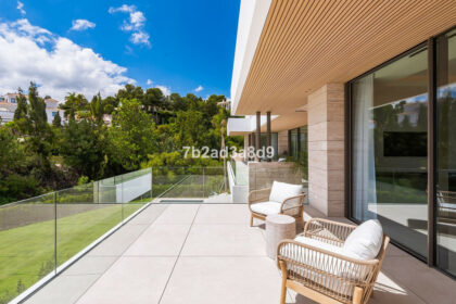 a0677062b8da25ac6f6f290fff53a678 - 28