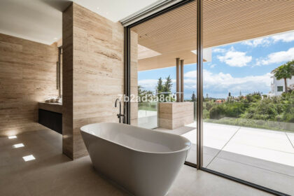 a0677062b8da25ac6f6f290fff53a678 - 33