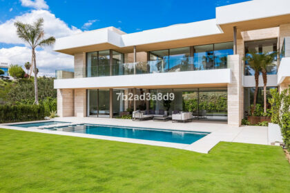 a0677062b8da25ac6f6f290fff53a678 - 43