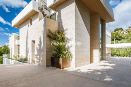 a0677062b8da25ac6f6f290fff53a678 - 46