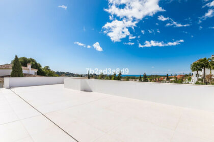 a0677062b8da25ac6f6f290fff53a678 - 50