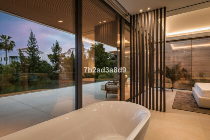 a0677062b8da25ac6f6f290fff53a678 - 58