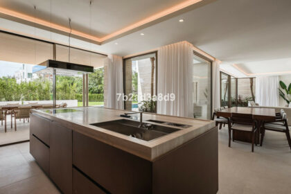 a0677062b8da25ac6f6f290fff53a678 - 9