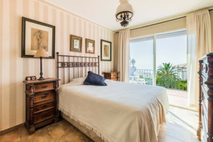 a37d97600f1bbddca014b3d87090df4f - 13