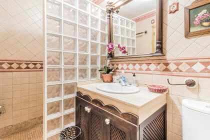 a37d97600f1bbddca014b3d87090df4f - 15