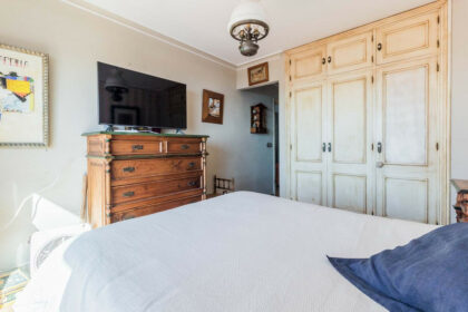 a37d97600f1bbddca014b3d87090df4f - 16