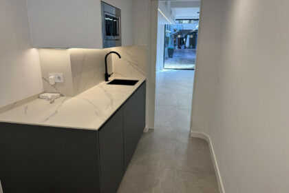 a65c2986d8c61236ffb0552440ae9328 - 12