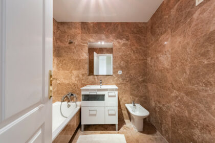 acc946f97116f28bfd577b04e288842f - 12