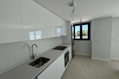 ae16e4fc902836b4765044fb79193b96 - 11