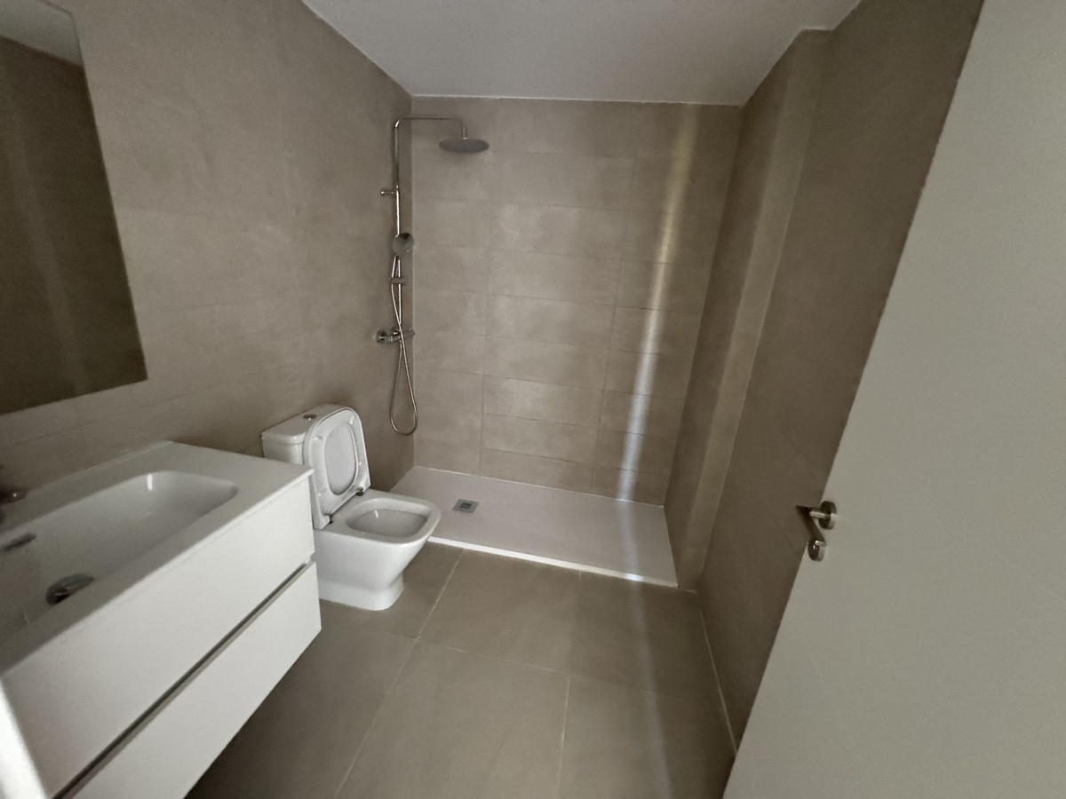 ae16e4fc902836b4765044fb79193b96 - 14