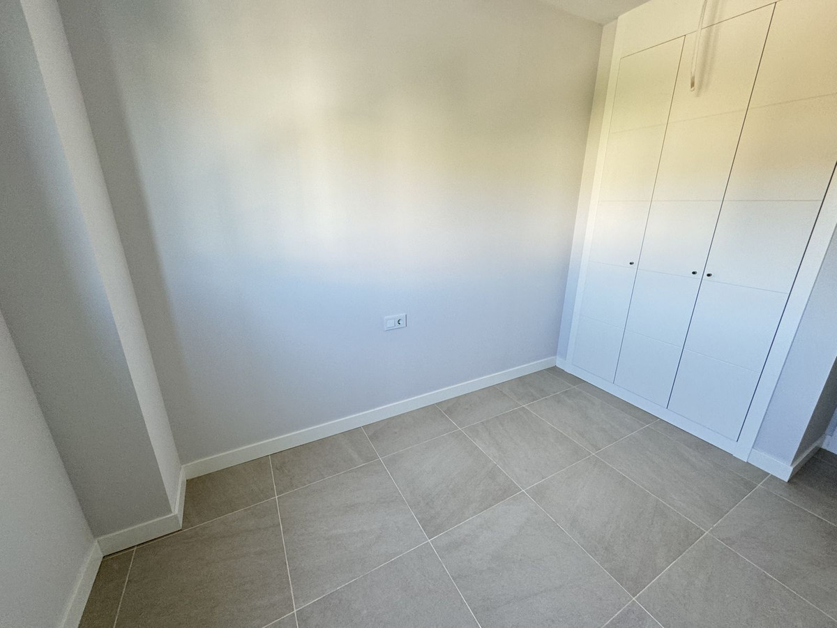 ae16e4fc902836b4765044fb79193b96 - 2