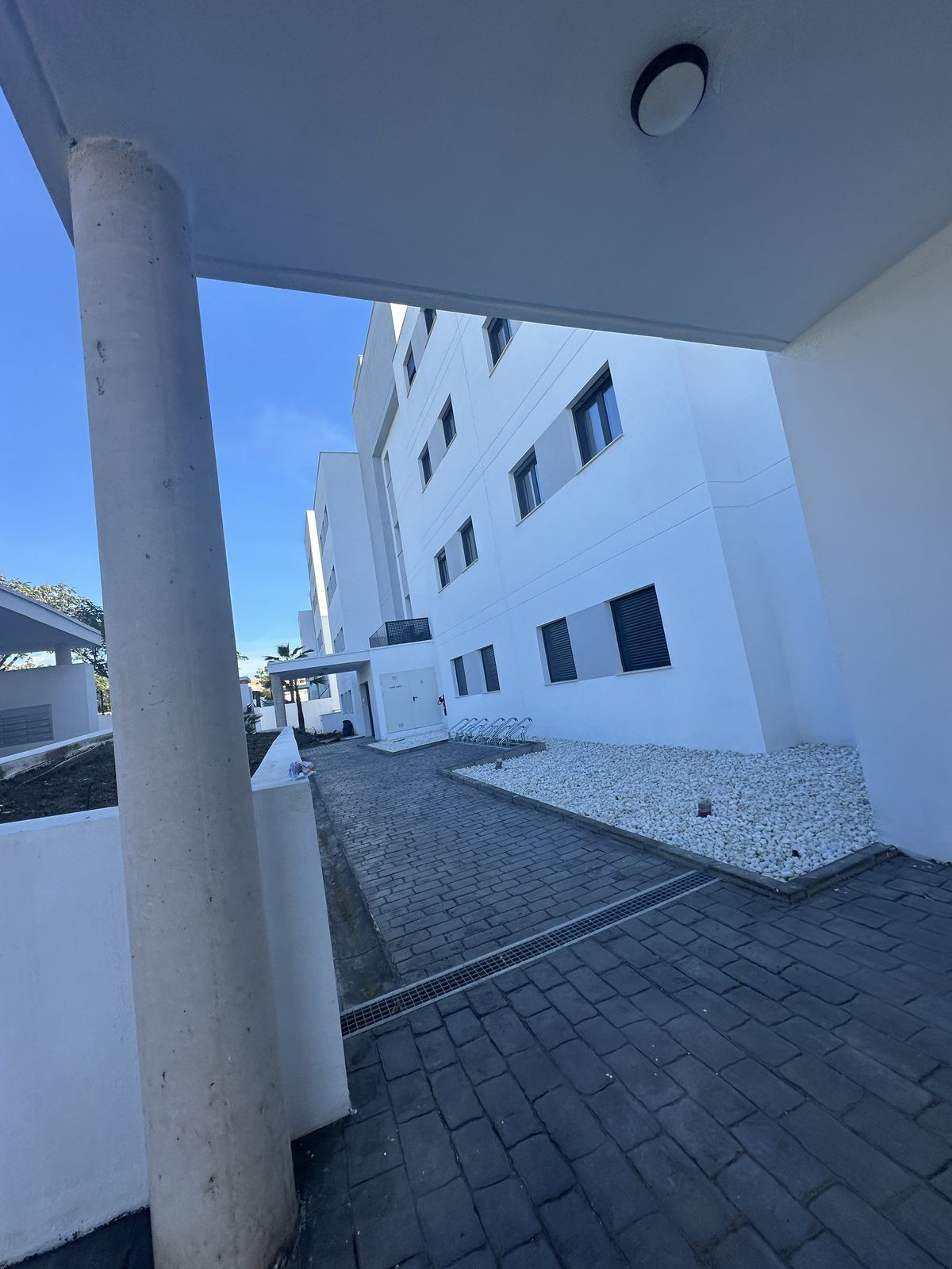 ae16e4fc902836b4765044fb79193b96 - 22