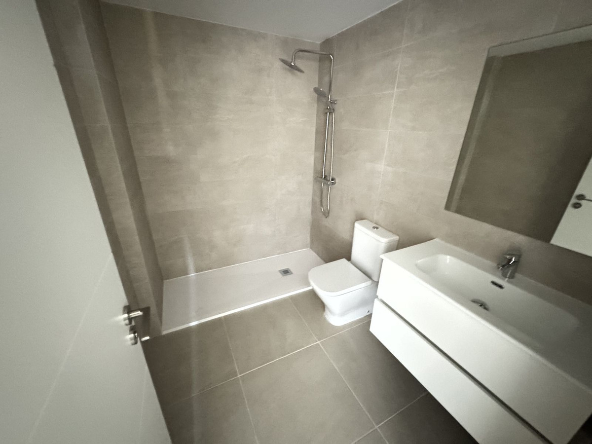 ae16e4fc902836b4765044fb79193b96 - 3