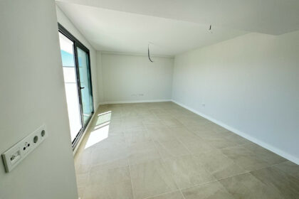 ae16e4fc902836b4765044fb79193b96 - 8